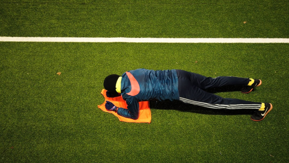 一亿, 这三支球队, 援的加盟