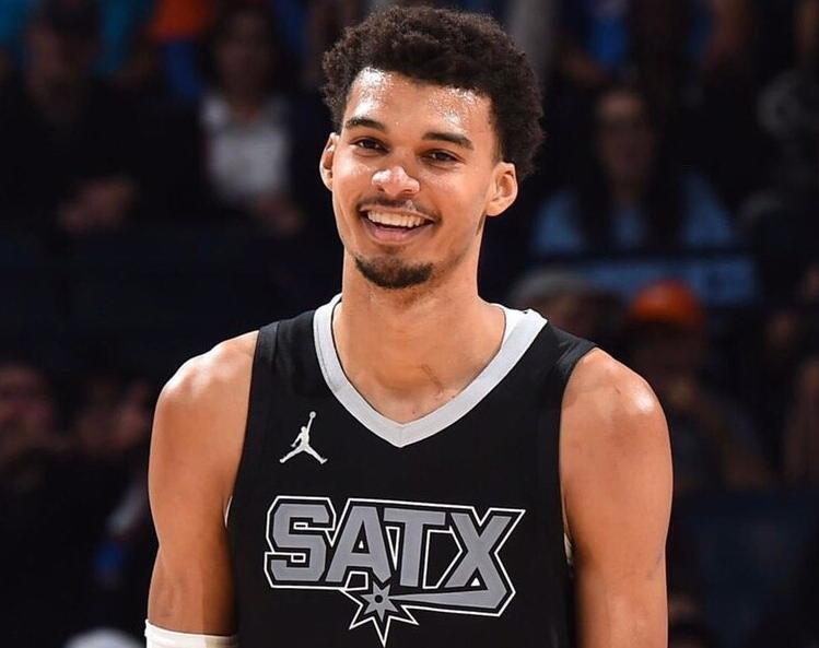 各大奖项评, 但跟邓肯一